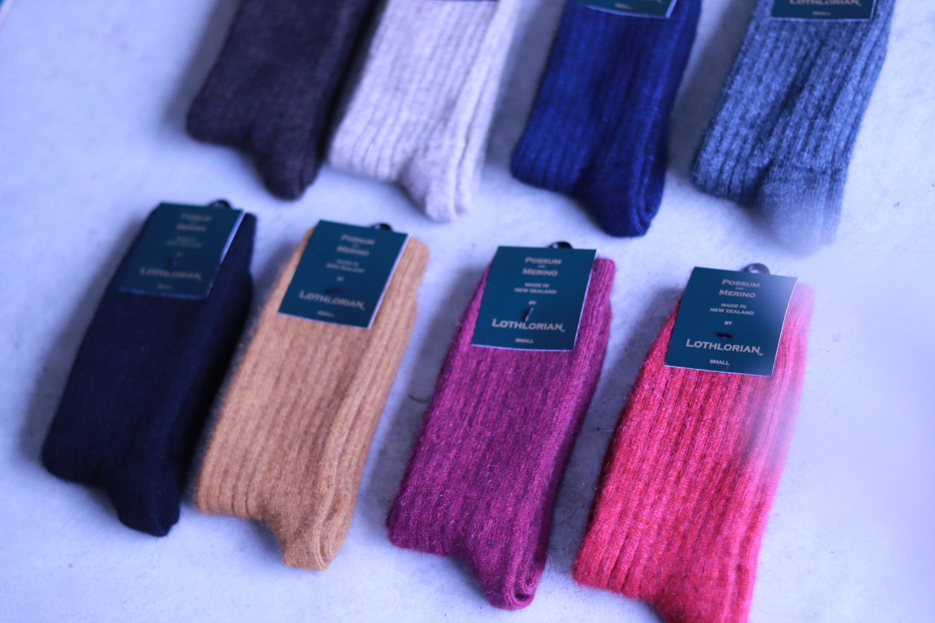 プレゼントに選ばれています！ポッサムメリノの靴下で贈る究極の暖かさ！