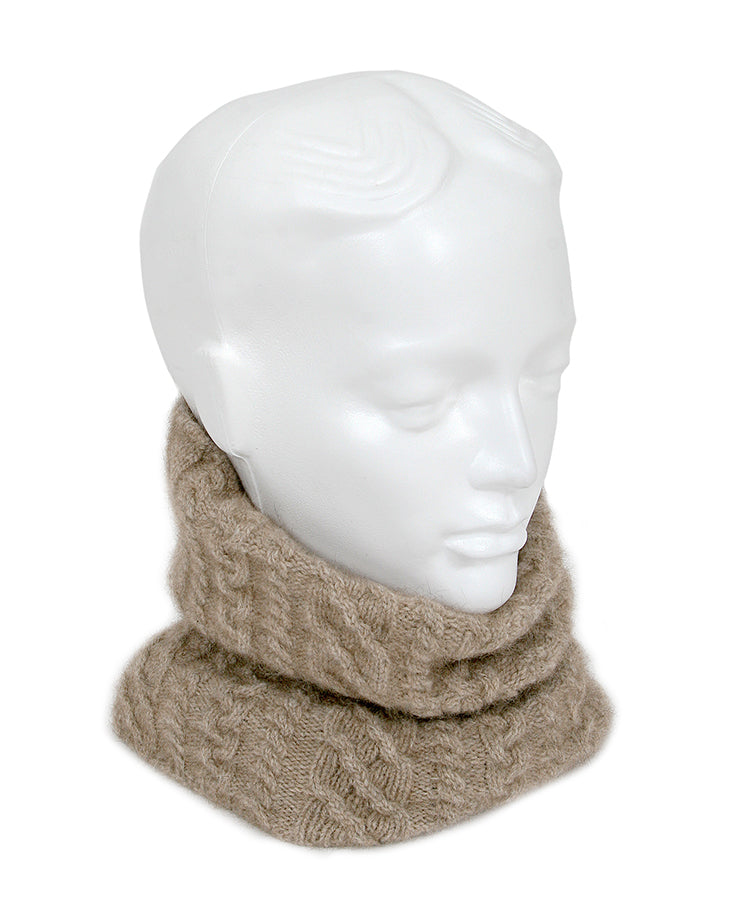 Scarves & Neck Warmers – POSSUM MERINO LAB